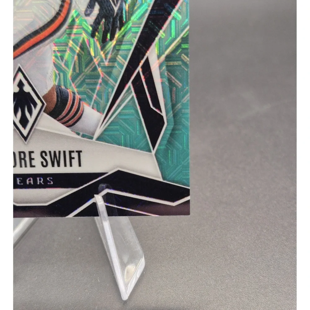2025 Panini Phoenix D'Andre Swift #123 Teal Mojo /50 SSP Chicago Bears